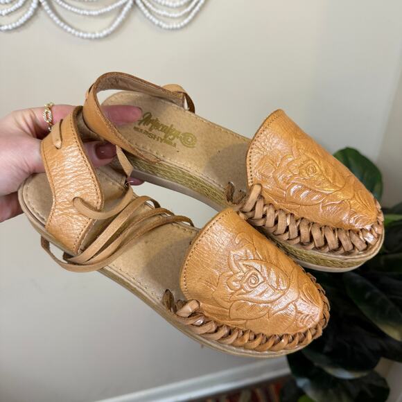 Leather Tooled Tie Lace Up Espadrille Sandal 8 - Picture 1 of 4